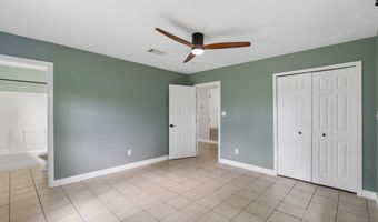 27 Chantilly Ter, Bay St. Louis, MS 39520