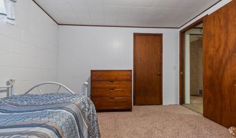 2325 Countryaire Estates Dr, Aberdeen, SD 57401