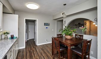 3944 42nd St, Des Moines, IA 50310
