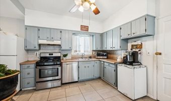 4 Park Heights Ave, Andover, NJ 07801