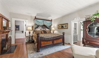 115 S Main St, Adairsville, GA 30103