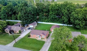 2818 Oakwood Dr, Bardstown, KY 40004