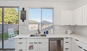 220 W BEECHNUT Pl, Chandler, AZ 85248