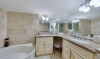 20308 NE 34th Ct 38, Aventura, FL 33180