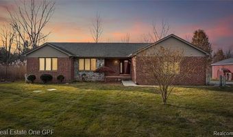 1135 Holmes Rd, Allenton, MI 48002