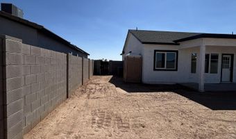 13575 S SILENT Rd, Arizona City, AZ 85123