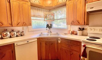 301 S Plum St, Bearden, AR 71720