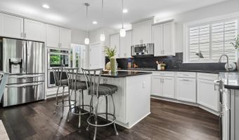 6685 JESSAMINE Ct, Annandale, VA 22003