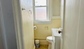 11 W 31ST St 3, Bayonne, NJ 07002