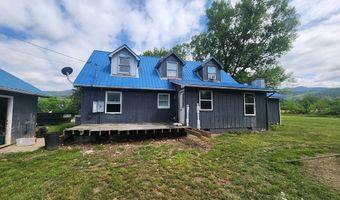 27 Russell Farm Rd, Andrews, NC 28901