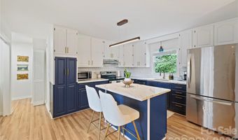 3954 NC 80 Hwy, Bakersville, NC 28705