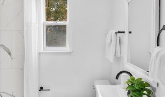 2529 LIBERTY Pkwy, Baltimore, MD 21222