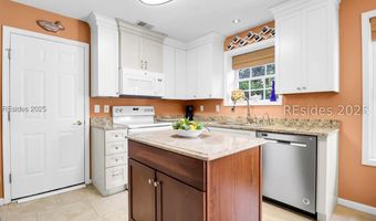 136 Lake Linden Dr, Bluffton, SC 29910