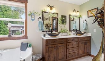 241 N River Lake Dr, Clark Fork, ID 83811
