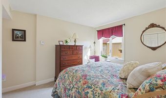 77 Windward Ln, Bristol, RI 02809