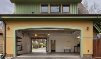 515 W Cleveland St, Bozeman, MT 59715