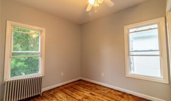 34 Williams St, New London, CT 06320