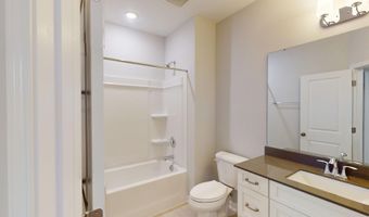 2728 Hunter Woods Dr, Apex, NC 27502