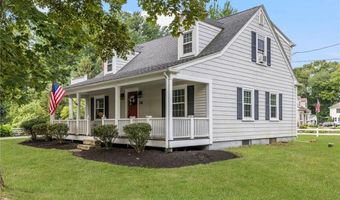 138 Homecrest Ave, North Smithfield, RI 02896