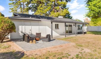 2029 W SHAWNEE Dr, Chandler, AZ 85224