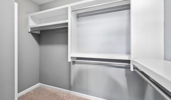 2018 E Clover Ct, Andover, KS 67002