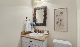 930 Caroline Dr, Biloxi, MS 39532