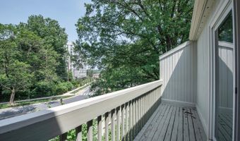 5210 POOKS HILL Rd #C-20, Bethesda, MD 20814