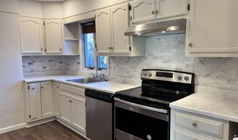 101 Navesink Ave, Atlantic Highlands, NJ 07716