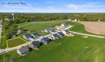 445 Galileo Dr, Riverside, IA 52327