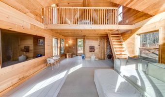 117 Squaw Rd, East Hampton, NY 11937