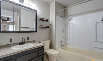 10620 Commodore Dr, Anchorage, AK 99507