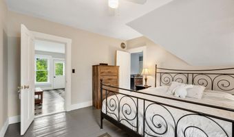 11 Summer St, Barre, VT 05649