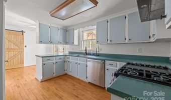 3520 Rea Rd, Charlotte, NC 28226