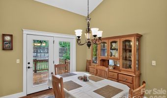 14 Wood Path Ln, Arden, NC 28704