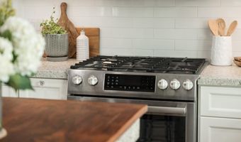 430 Hillcrest Dr, Aptos, CA 95003