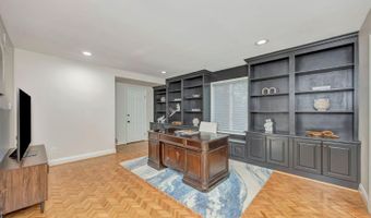 7708 Creekwood Ln, Amberley, OH 45237