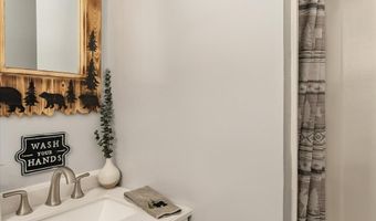885 Summit View Rd, Arnold, CA 95223