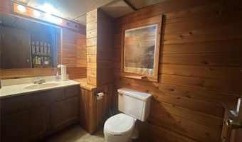 1402 N Mckay Ave NE, Alexandria, MN 56308