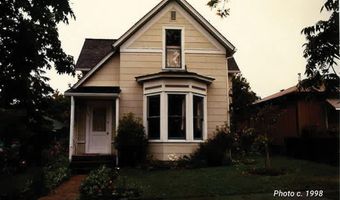 138 Third St, Ashland, OR 97520