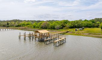 8042 Mariners Lndg, Awendaw, SC 29429
