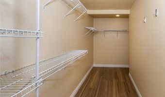 5241 Colodny Dr 301, Agoura Hills, CA 91301
