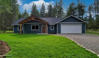 329 Hardy Loop, Bonners Ferry, ID 83805