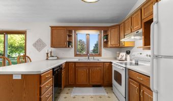 N9188 KERNAN Avenue, Appleton, WI 54915