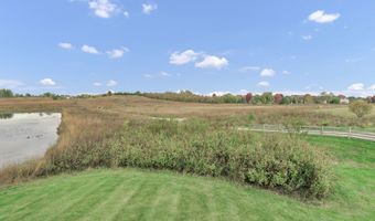 2660 Harnish Dr, Algonquin, IL 60102