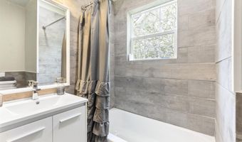 587 Robert Henry St, Macon, GA 31206