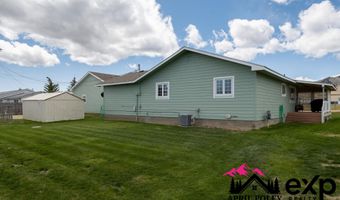 261 Hemlock St, Buffalo, WY 82834