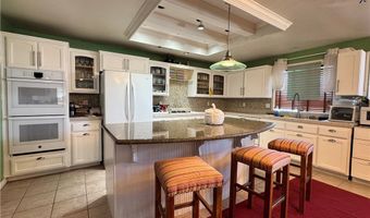 20284 Majestic Dr, Apple Valley, CA 92308