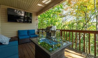 32 Foxberry Dr, Arden, NC 28704