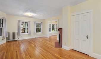 154 Armington St, Cranston, RI 02905