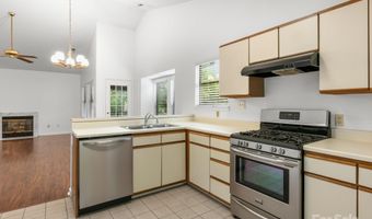 111 Cimarron Dr, Asheville, NC 28803